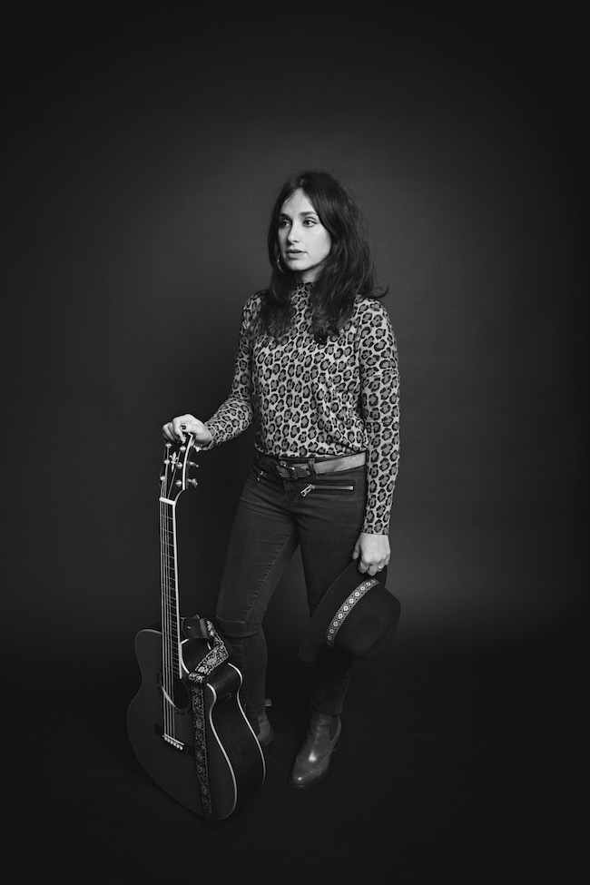 KateBooker-Juanita-5680-BW1-650