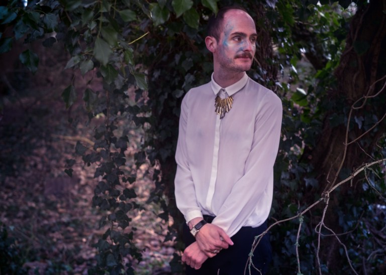 grawl!x by james birtwhistle