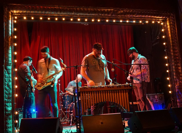 burly_press_photo_live