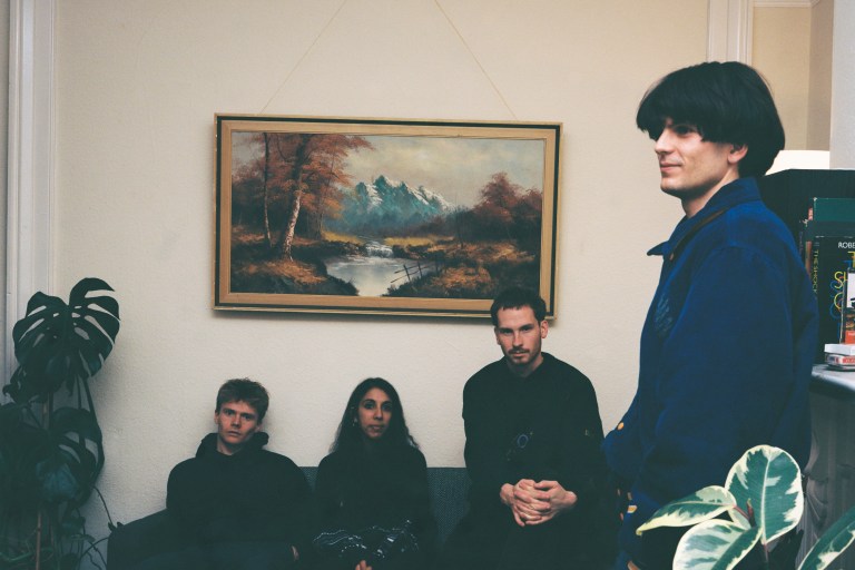 Hogo Colour Press Shot-3