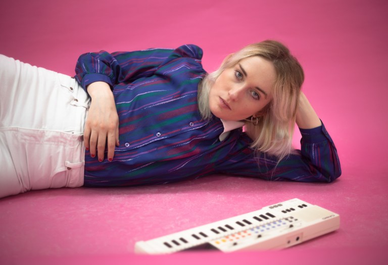 4. Hussy - Credit Chiara Gambuto 2.jpg